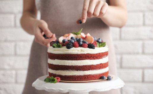 Décoration d'un gâteau d'anniversaire / Comment décorer un gâteau  d'anniversaire 